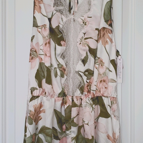 Victoria Secret sleepwear - Picture 1 of 2